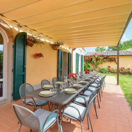 Pet-friendly In With Private Swimming Pool, Be Inside Or Outside بيت للعطل Marciano della Chiana