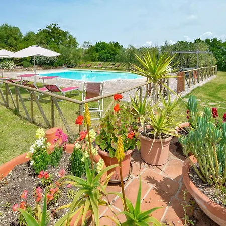 Pet-friendly In With Private Swimming Pool, Be Inside Or Outside Marciano della Chiana