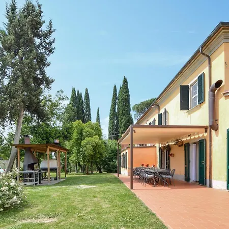 Pet-friendly In With Private Swimming Pool, Be Inside Or Outside *